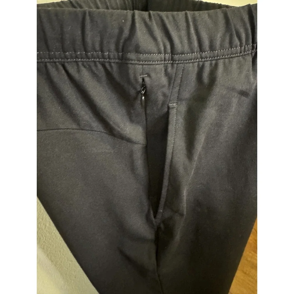 GU Japan Men's Black Performance Jogger Pants Size (L)